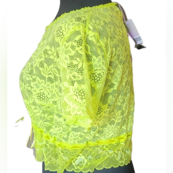 NWT “SAVAGE X FENTY” CHARTREUSE COLOR LACE CAMISOLE or CROPPED TOP SIZE XL - Picture 4 of 11